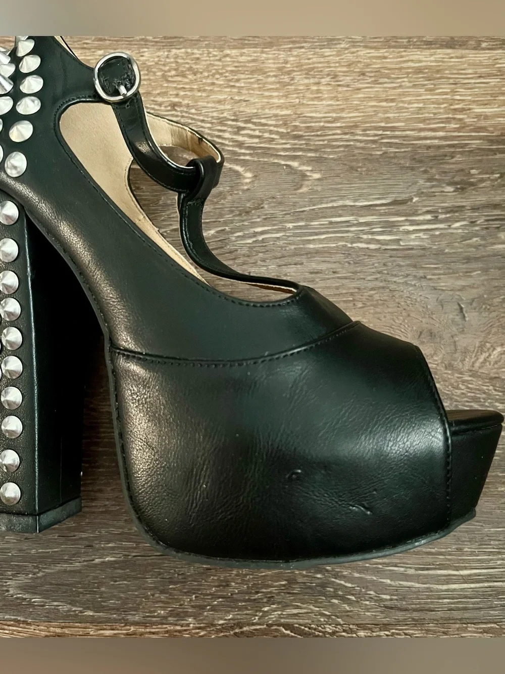 Brand New Wild Diva Black Spiked Platform Heels Size 5